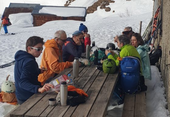 <?php echo e(get_post_field('post_excerpt', 21406)); ?>