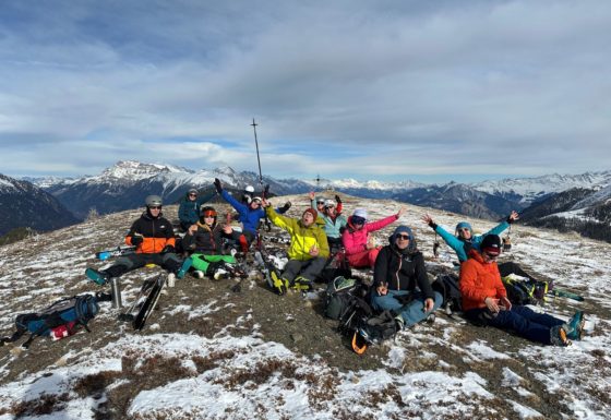 <?php echo e(get_post_field('post_excerpt', 21432)); ?>