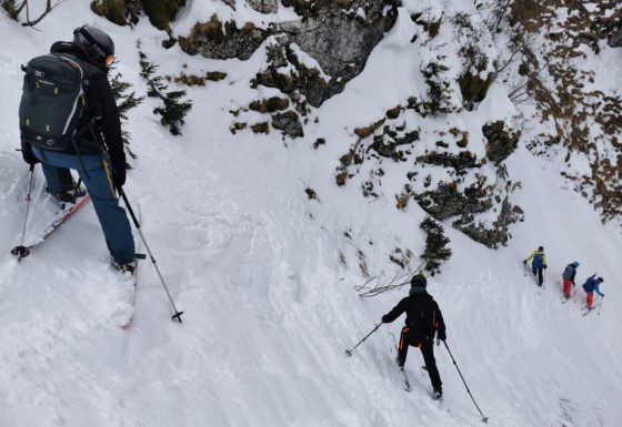 <?php echo e(get_post_field('post_excerpt', 21341)); ?>