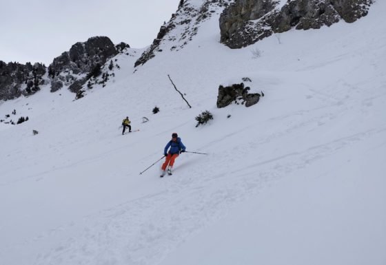 <?php echo e(get_post_field('post_excerpt', 21332)); ?>