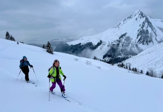 <?php echo e(get_post_field('post_excerpt', 21836)); ?>