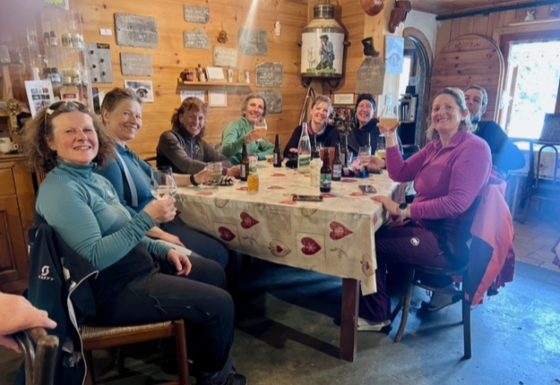 <?php echo e(get_post_field('post_excerpt', 21844)); ?>